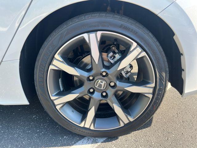 new 2026 Honda Civic Hybrid car, priced at $33,147