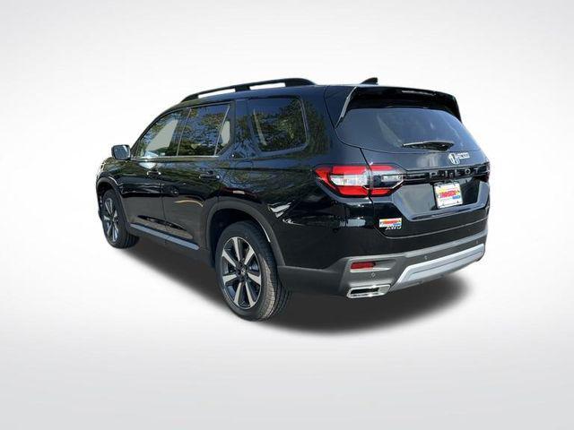 new 2025 Honda Pilot car, priced at $47,376