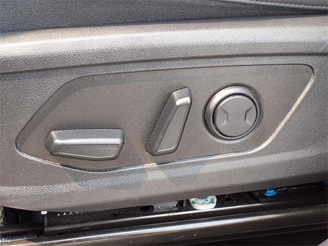 used 2024 Kia Sorento car, priced at $29,243