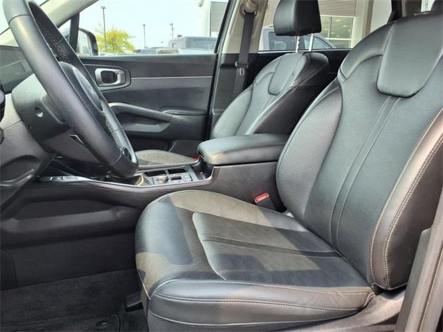 used 2024 Kia Sorento car, priced at $29,243