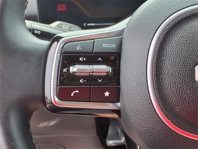 used 2024 Kia Sorento car, priced at $29,243