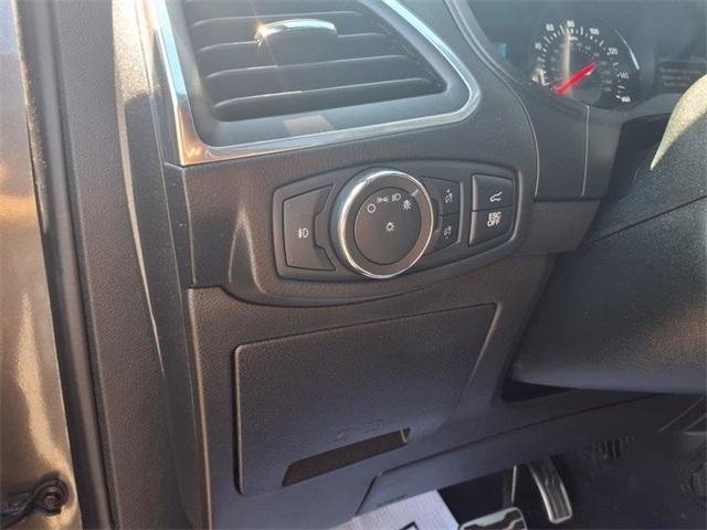 used 2022 Ford Edge car, priced at $31,559