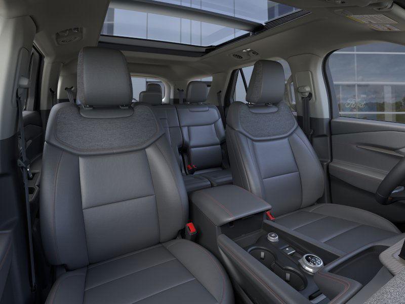 new 2025 Ford Explorer car, priced at $47,925