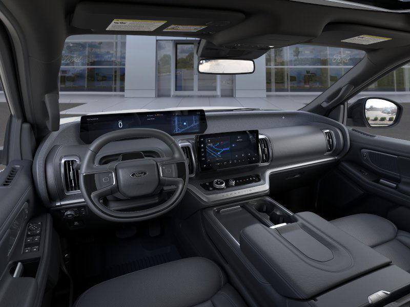 new 2025 Ford Expedition car, priced at $82,015