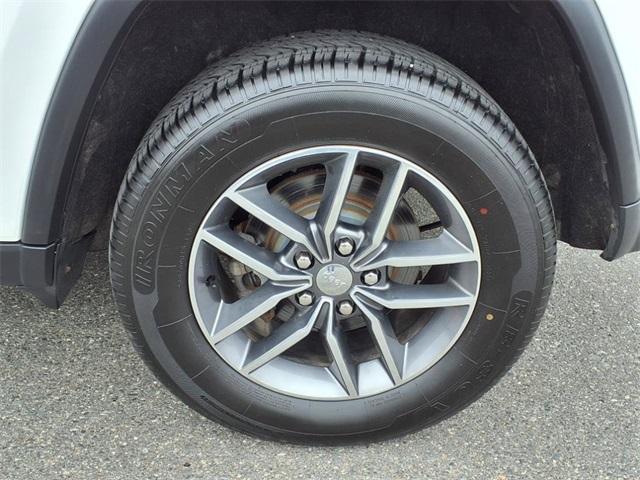 used 2017 Jeep Grand Cherokee car, priced at $16,911