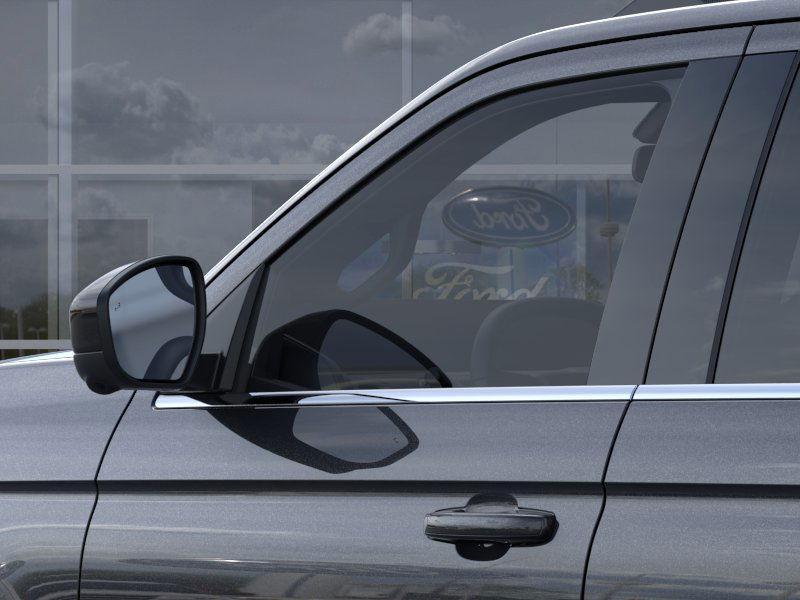 new 2025 Ford Expedition car, priced at $65,255
