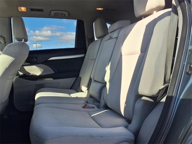 used 2017 Toyota Highlander car, priced at $17,936