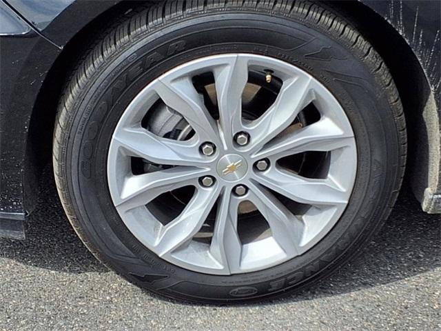used 2025 Chevrolet Malibu car, priced at $26,249