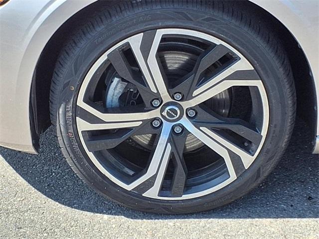 used 2024 Volvo S60 car, priced at $28,879