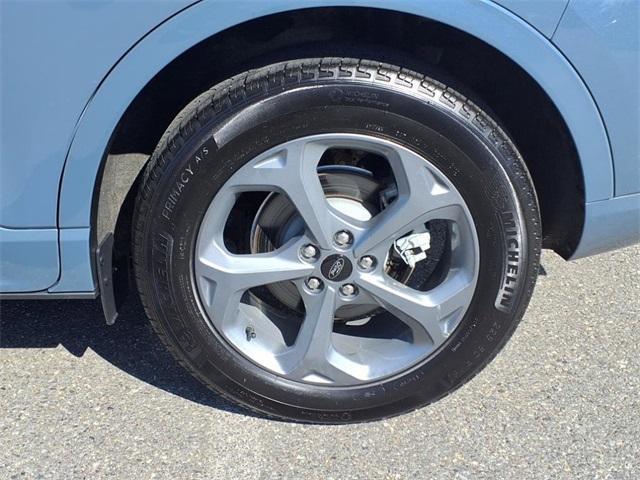 used 2023 Ford Escape car, priced at $26,814