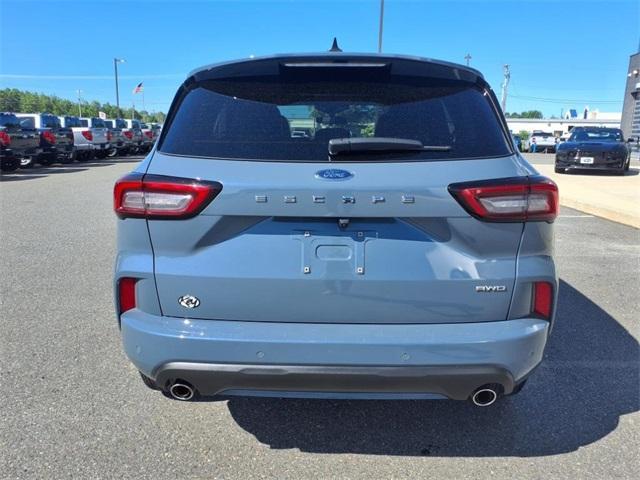 used 2023 Ford Escape car, priced at $26,814