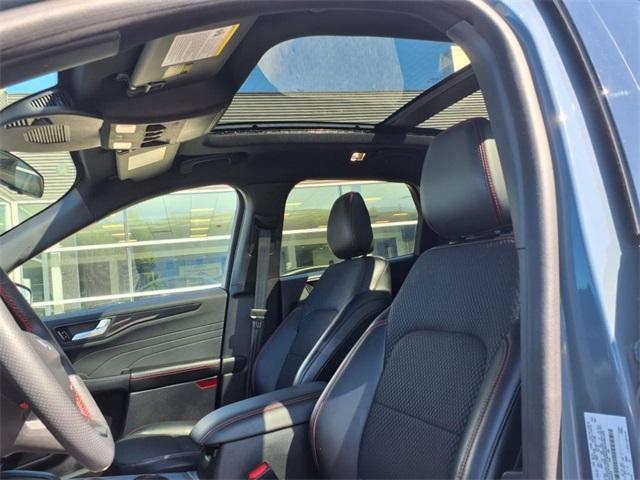 used 2023 Ford Escape car, priced at $26,814