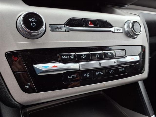 used 2024 Ford Explorer car, priced at $33,306
