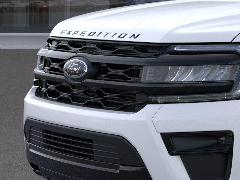 new 2024 Ford Expedition car, priced at $77,352