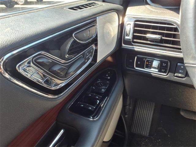 used 2023 Lincoln Navigator car, priced at $57,157