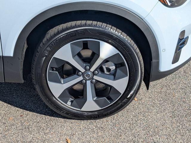 new 2026 Volvo XC40 car