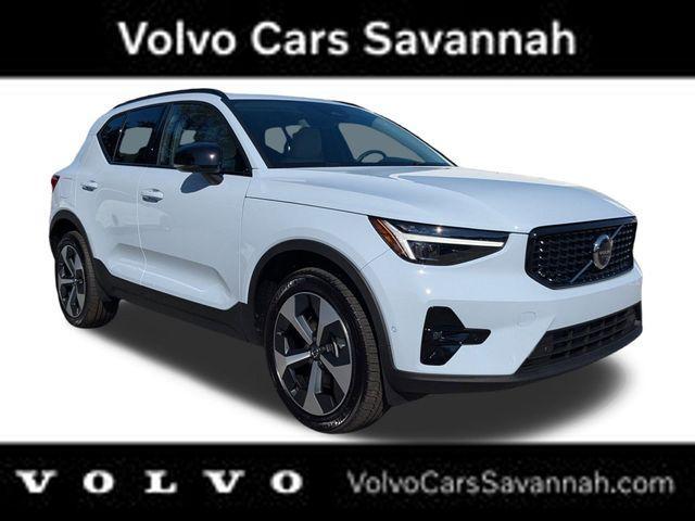 new 2026 Volvo XC40 car