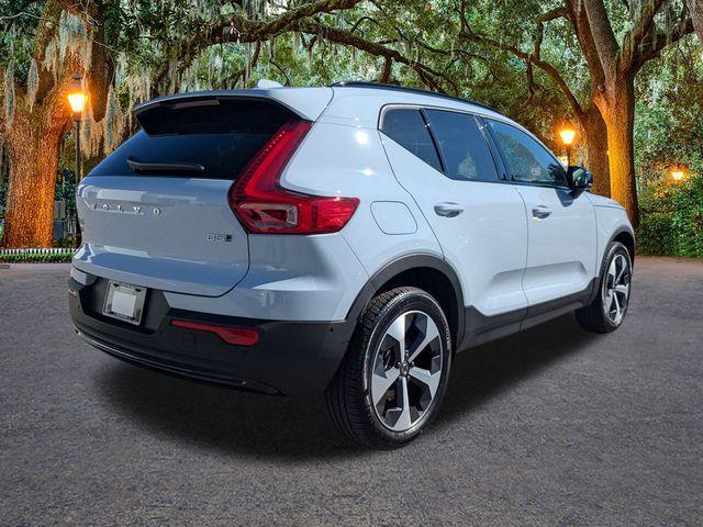 new 2026 Volvo XC40 car