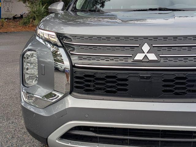 used 2024 Mitsubishi Outlander car, priced at $21,800