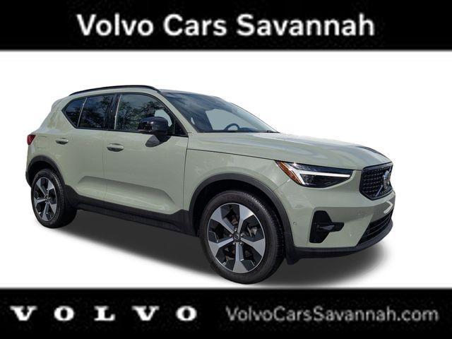 used 2025 Volvo XC40 car, priced at $36,997