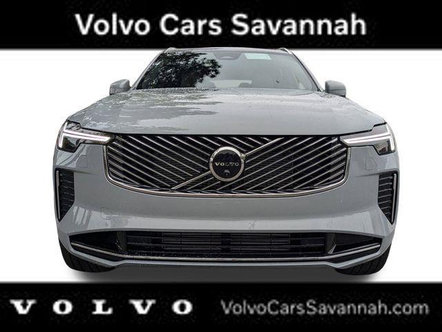 new 2025 Volvo XC90 Plug-In Hybrid car