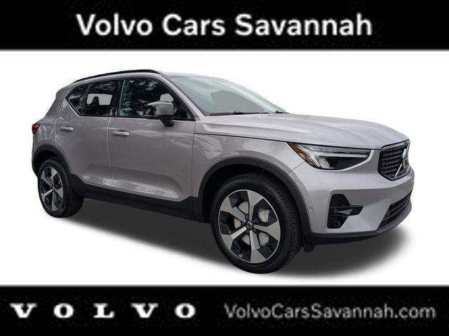 new 2026 Volvo XC40 car