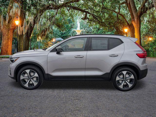 new 2026 Volvo XC40 car
