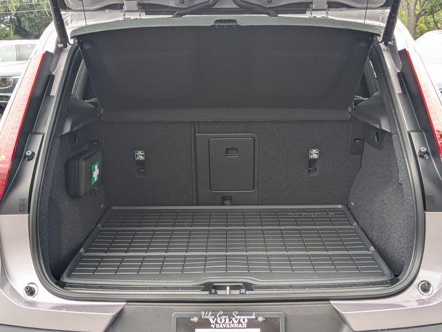 new 2026 Volvo XC40 car