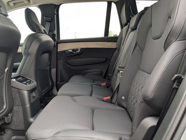 new 2025 Volvo XC90 Plug-In Hybrid car