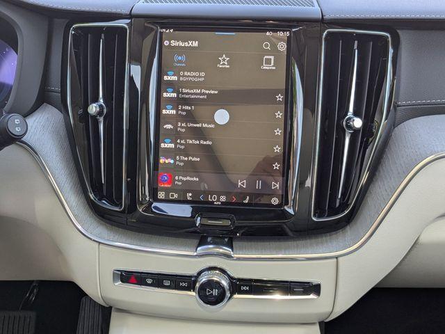 new 2025 Volvo XC60 car