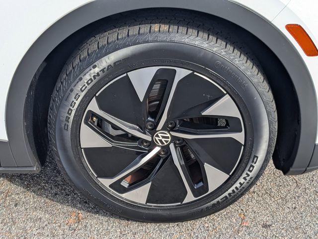 used 2021 Volkswagen ID.4 car, priced at $18,880