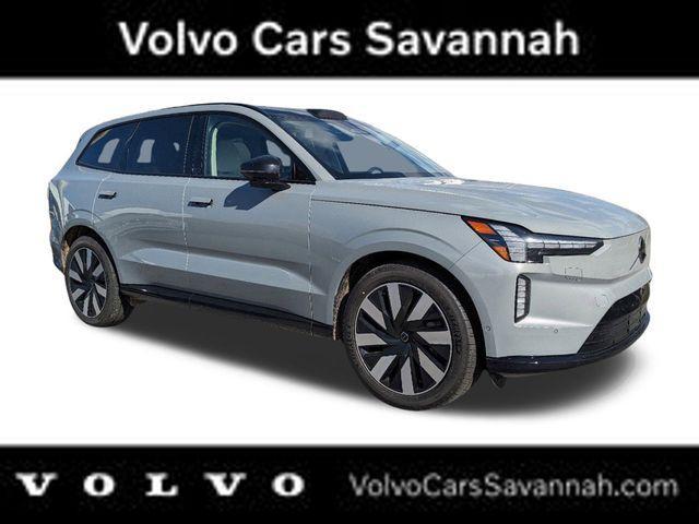 new 2025 Volvo EX90 car, priced at $85,640