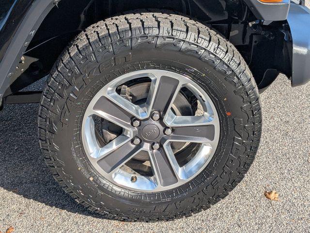 used 2021 Jeep Wrangler Unlimited car, priced at $26,990