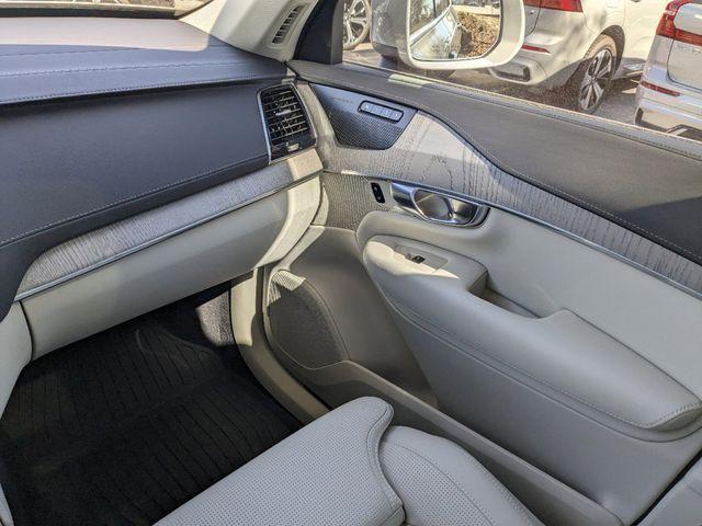 new 2025 Volvo XC90 car