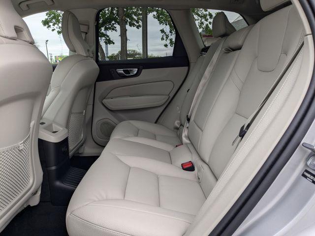 new 2025 Volvo XC60 Plug-In Hybrid car