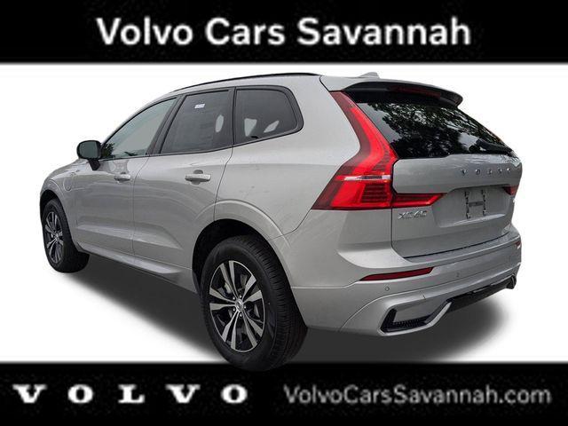 new 2025 Volvo XC60 Plug-In Hybrid car