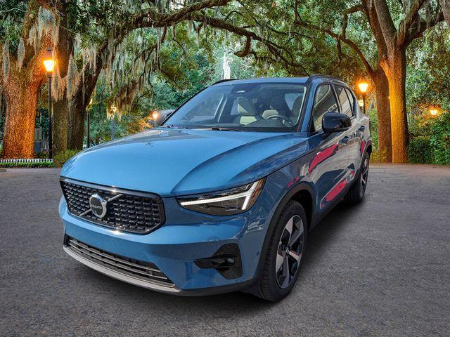new 2025 Volvo XC40 car, priced at $48,315