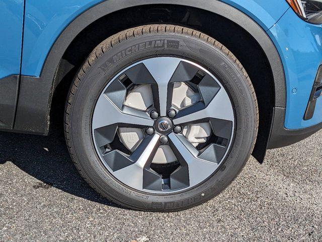 new 2025 Volvo XC40 car, priced at $48,315