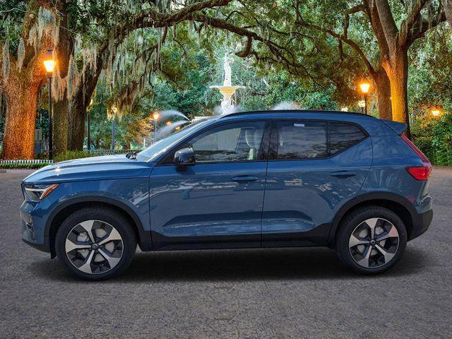 new 2025 Volvo XC40 car, priced at $48,315