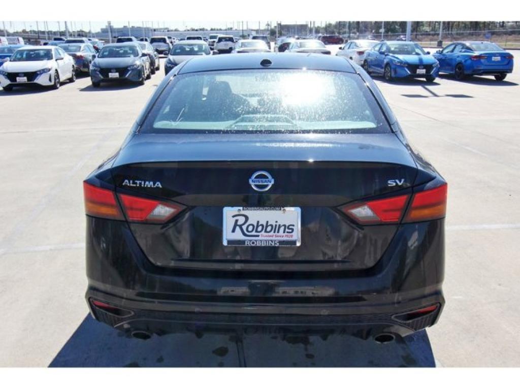 used 2021 Nissan Altima car, priced at $12,500