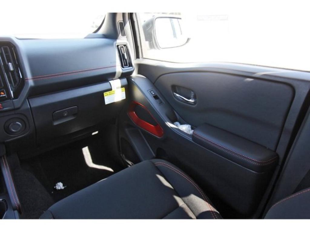 new 2025 Nissan Frontier car, priced at $43,650