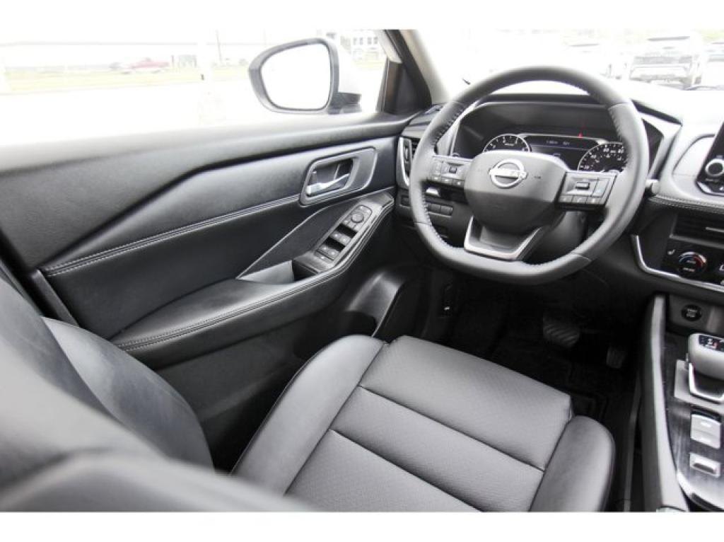 used 2025 Nissan Rogue car, priced at $28,395
