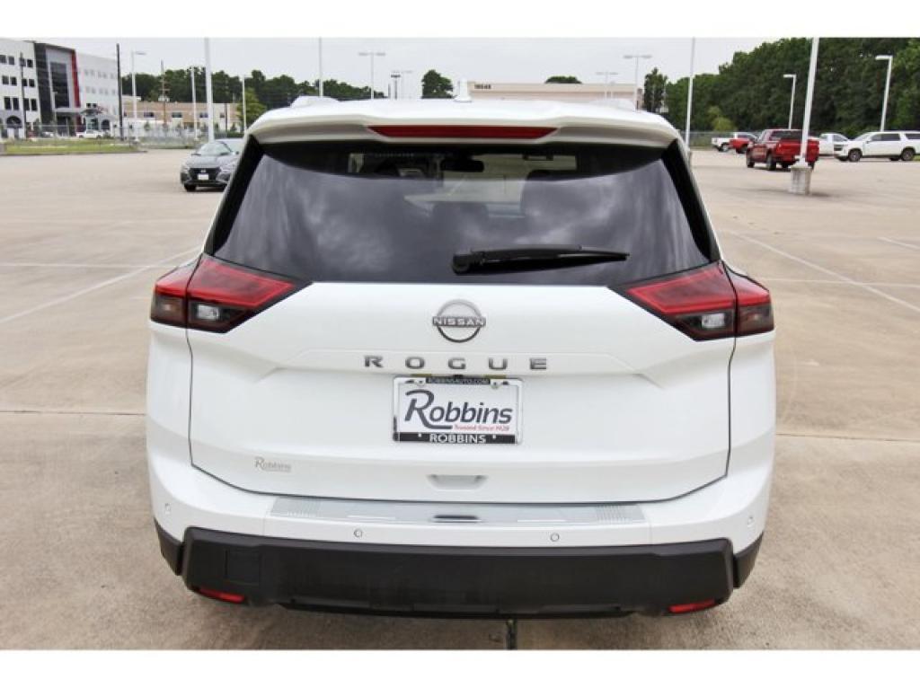 used 2025 Nissan Rogue car, priced at $28,395