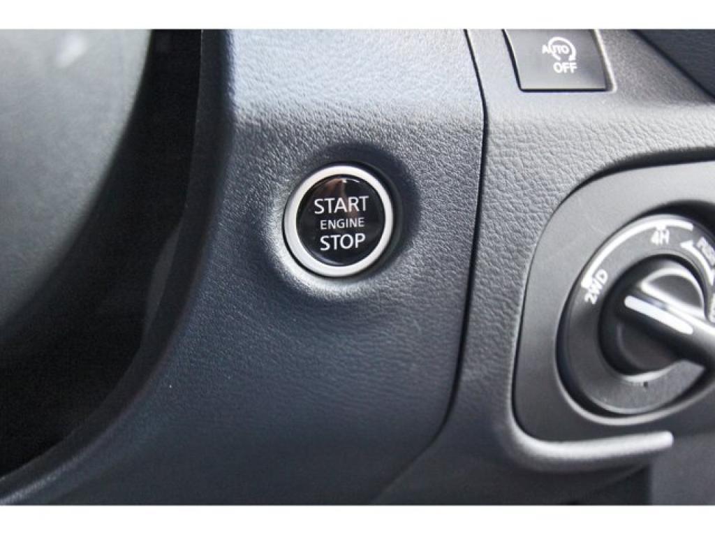 new 2025 Nissan Frontier car