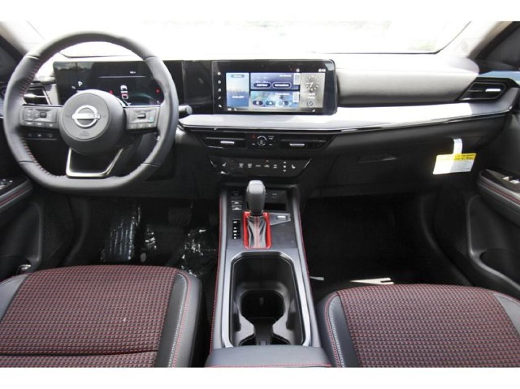 new 2025 Nissan Kicks car, priced at $29,348