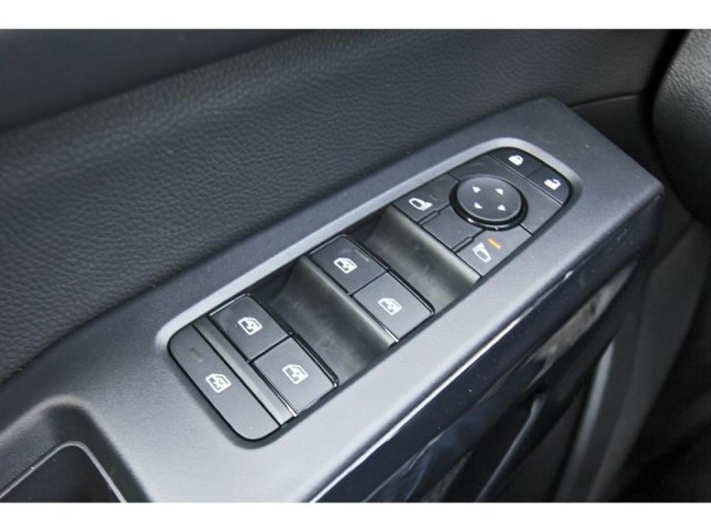new 2025 Nissan Pathfinder car, priced at $40,114