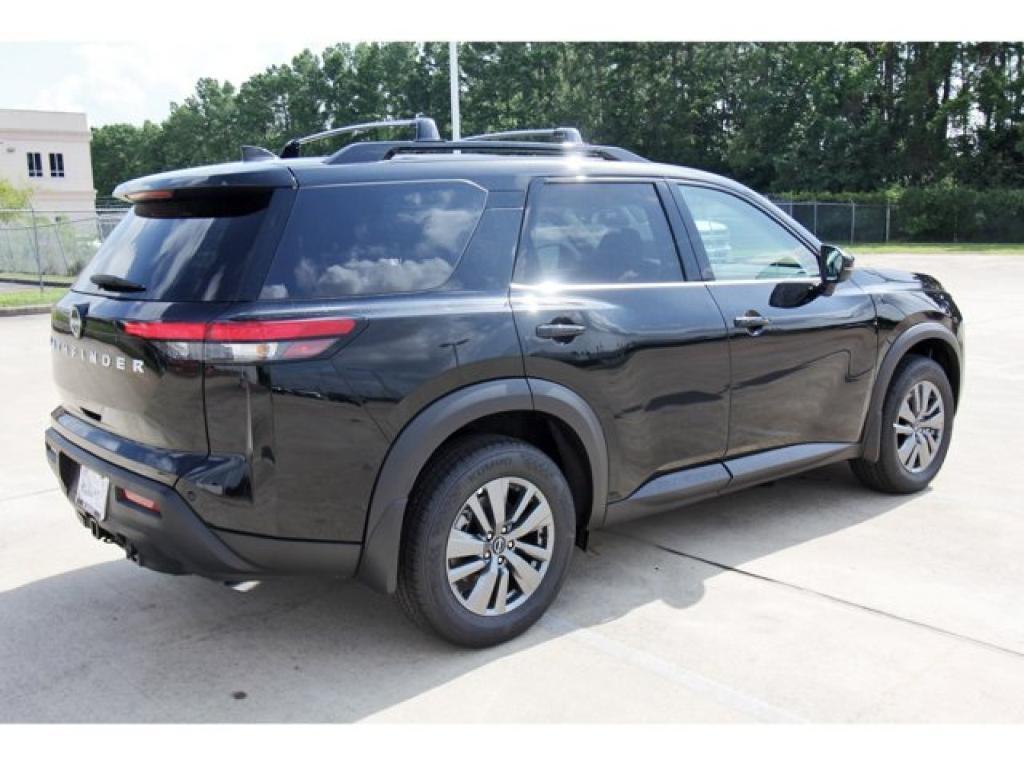 new 2025 Nissan Pathfinder car, priced at $40,114