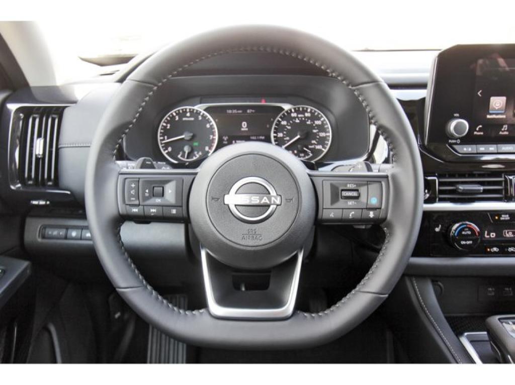 new 2025 Nissan Pathfinder car, priced at $40,114