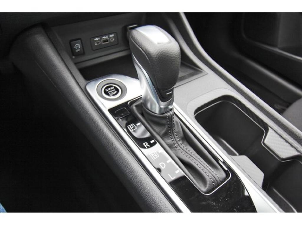 new 2025 Nissan Sentra car, priced at $22,277