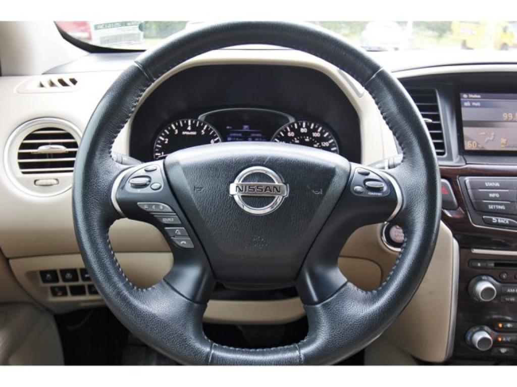 used 2016 Nissan Pathfinder car, priced at $9,135